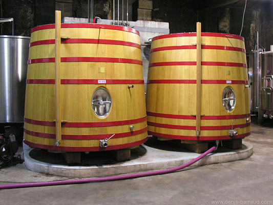 Wooden vats for the fermentation of Lynsolence
